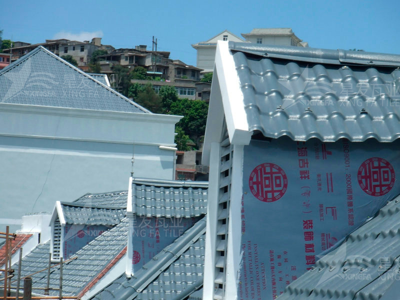 六盤水市面上的樹脂瓦價格大概多少錢一平方呢？