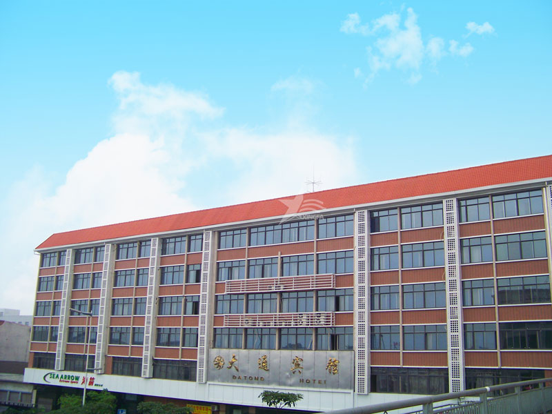 六盤水合成樹脂瓦：輕材質(zhì)高性能，助力屋面建材市場持續(xù)發(fā)展